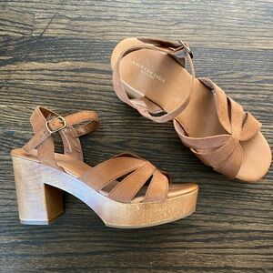 American eagle heels